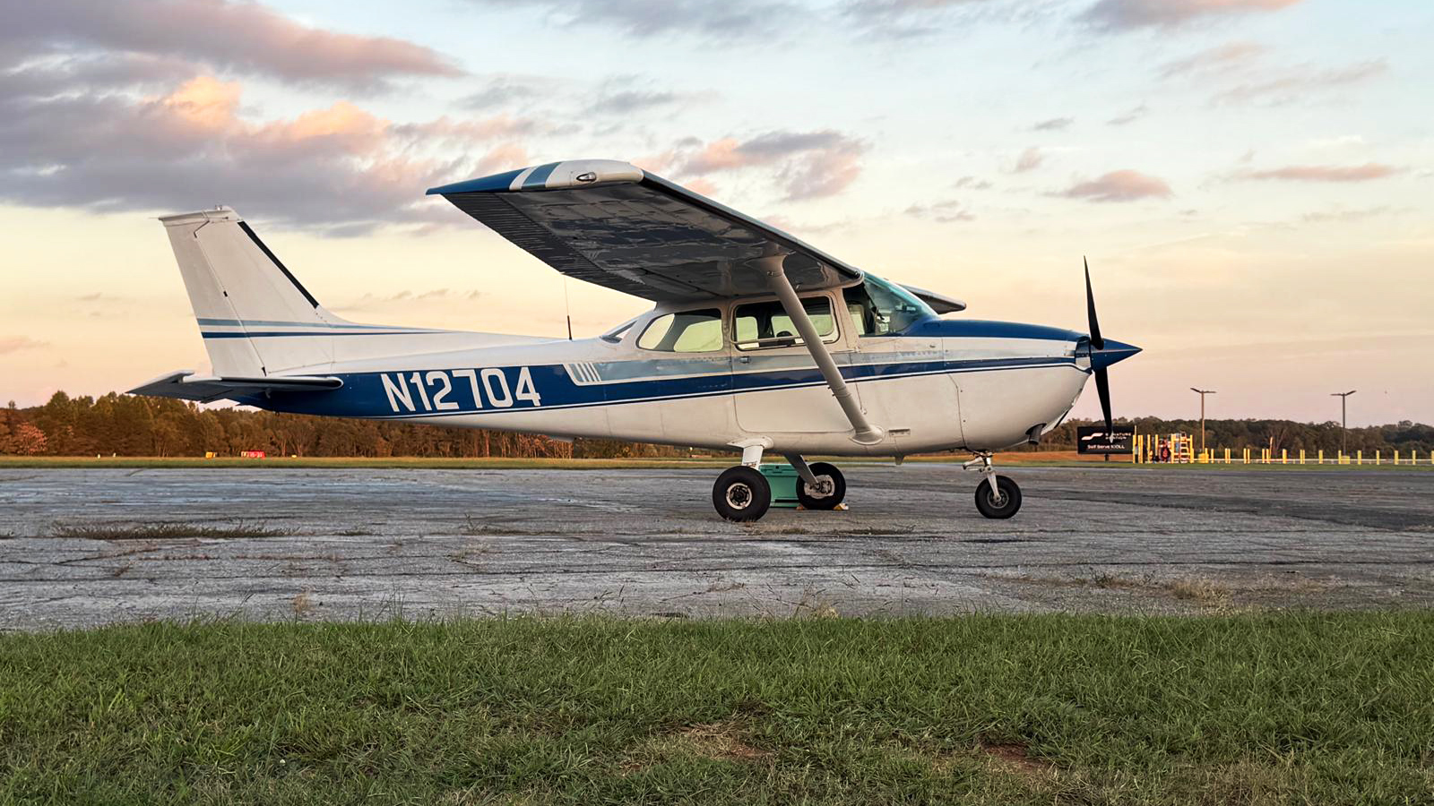 Contact Us - EYE CANDY AVIATION